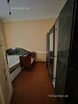 Satılır 2 otaqlı köhnə tikili 45 m²