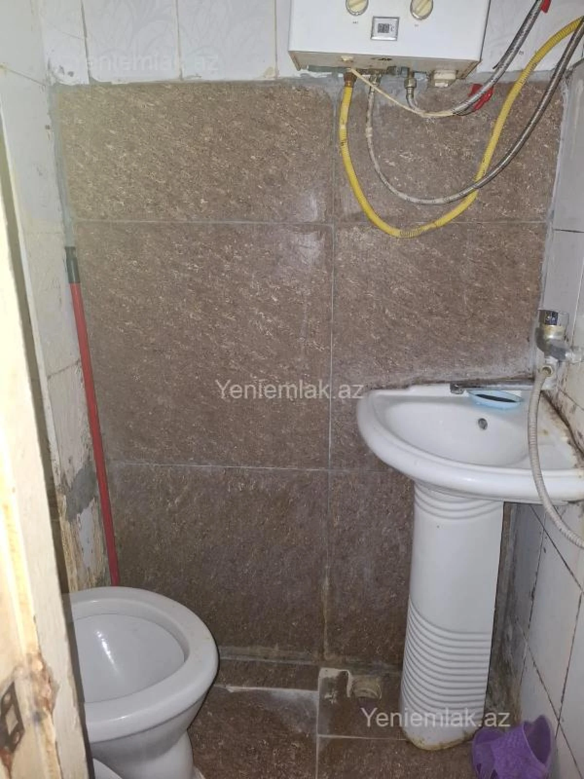 Satılır 2 otaqlı köhnə tikili 45 m²