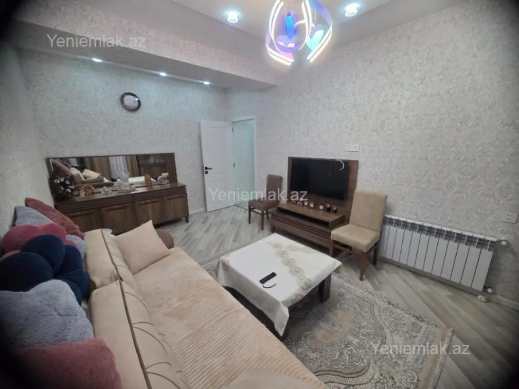 Satılır 3 otaqlı yeni tikili 80 m²