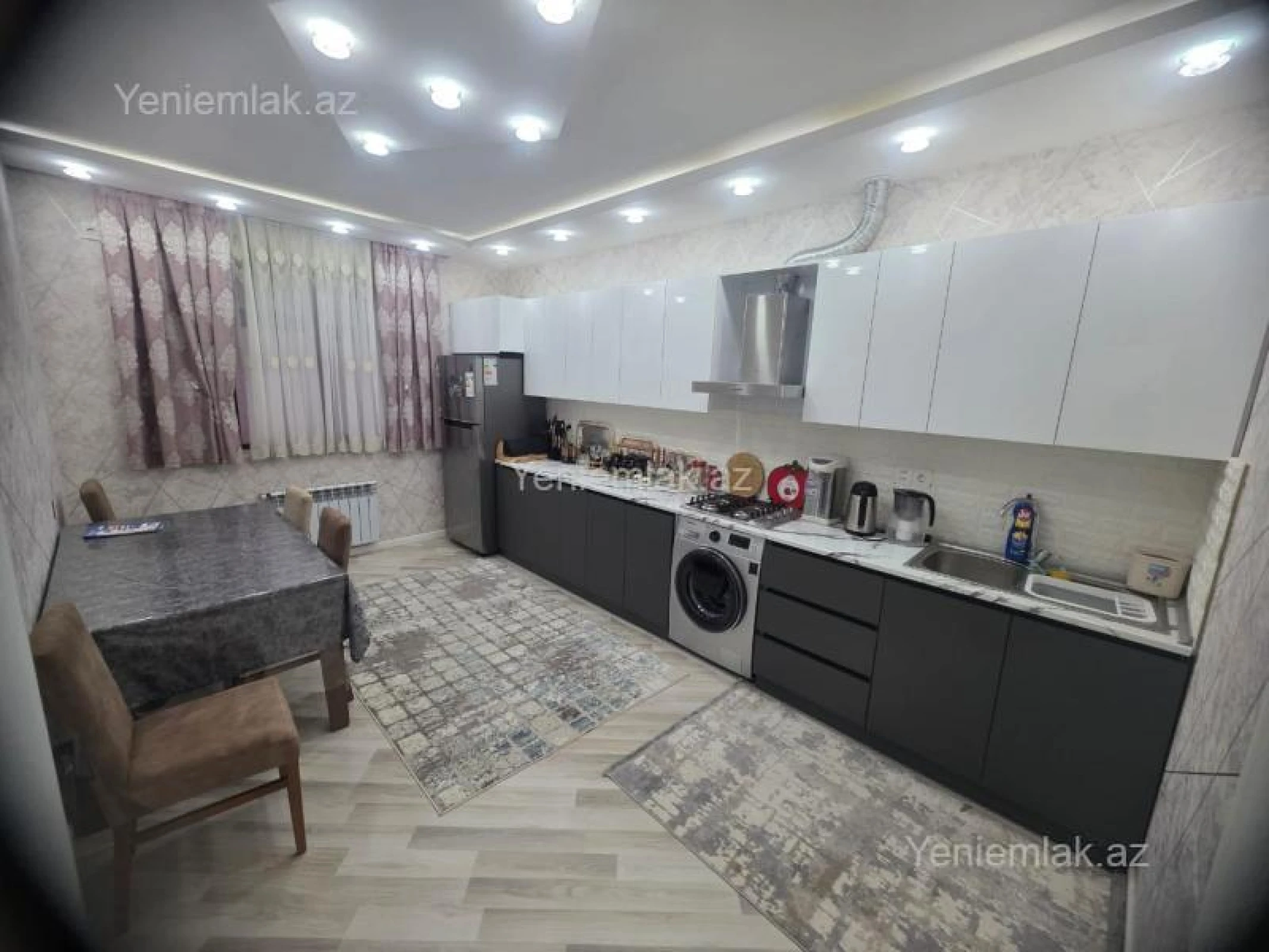 Satılır 3 otaqlı yeni tikili 80 m²