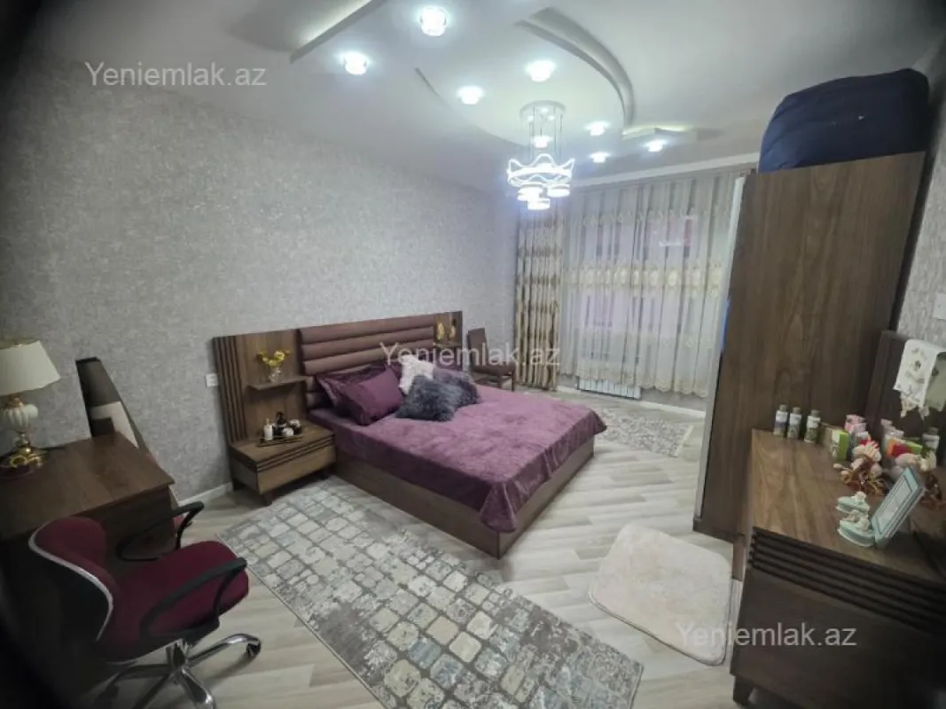 Satılır 3 otaqlı yeni tikili 80 m²