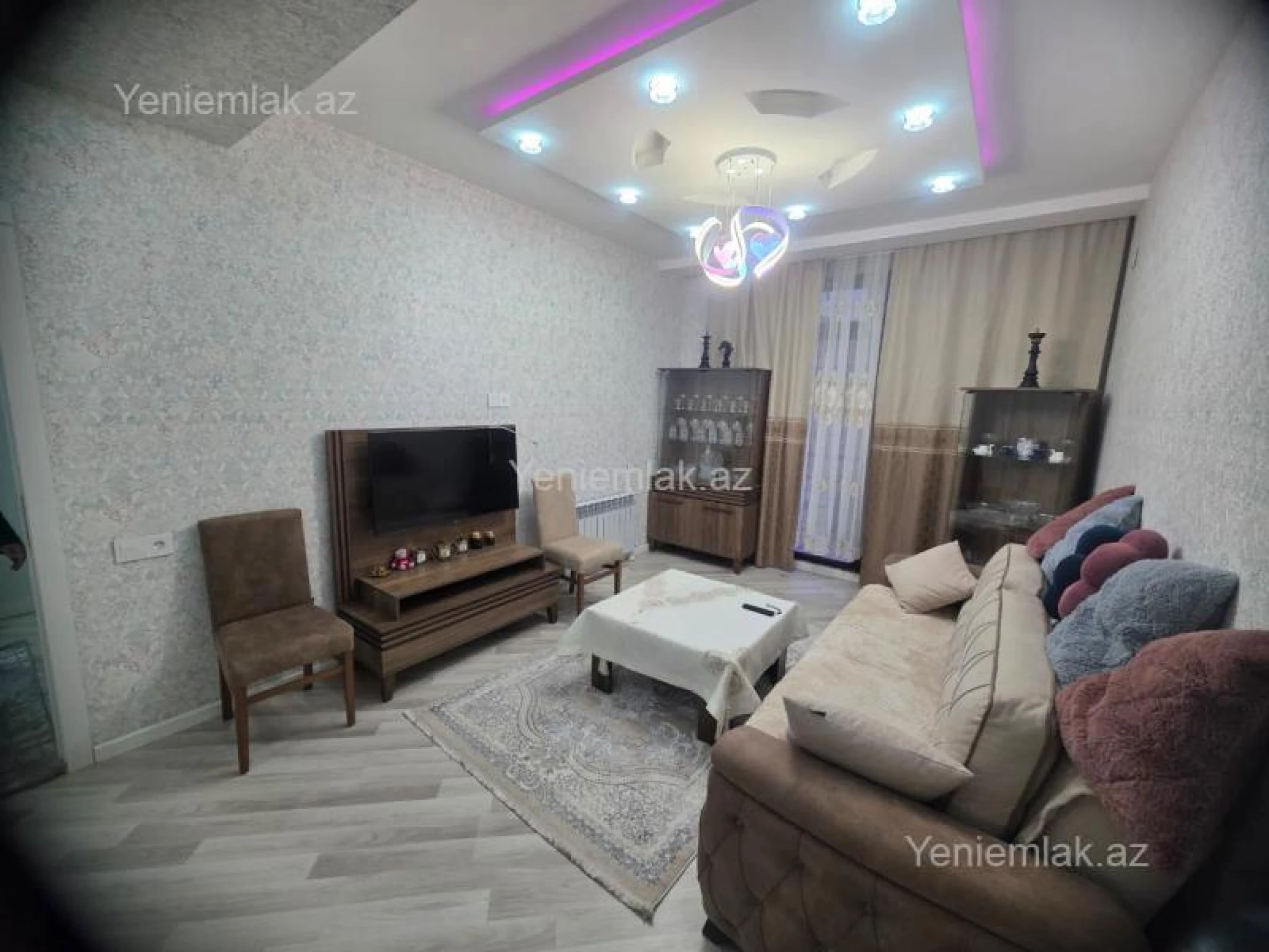 Satılır 3 otaqlı yeni tikili 80 m²