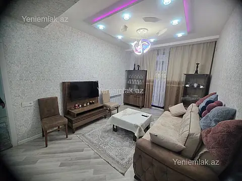 Satılır 3 otaqlı yeni tikili 80 m²
