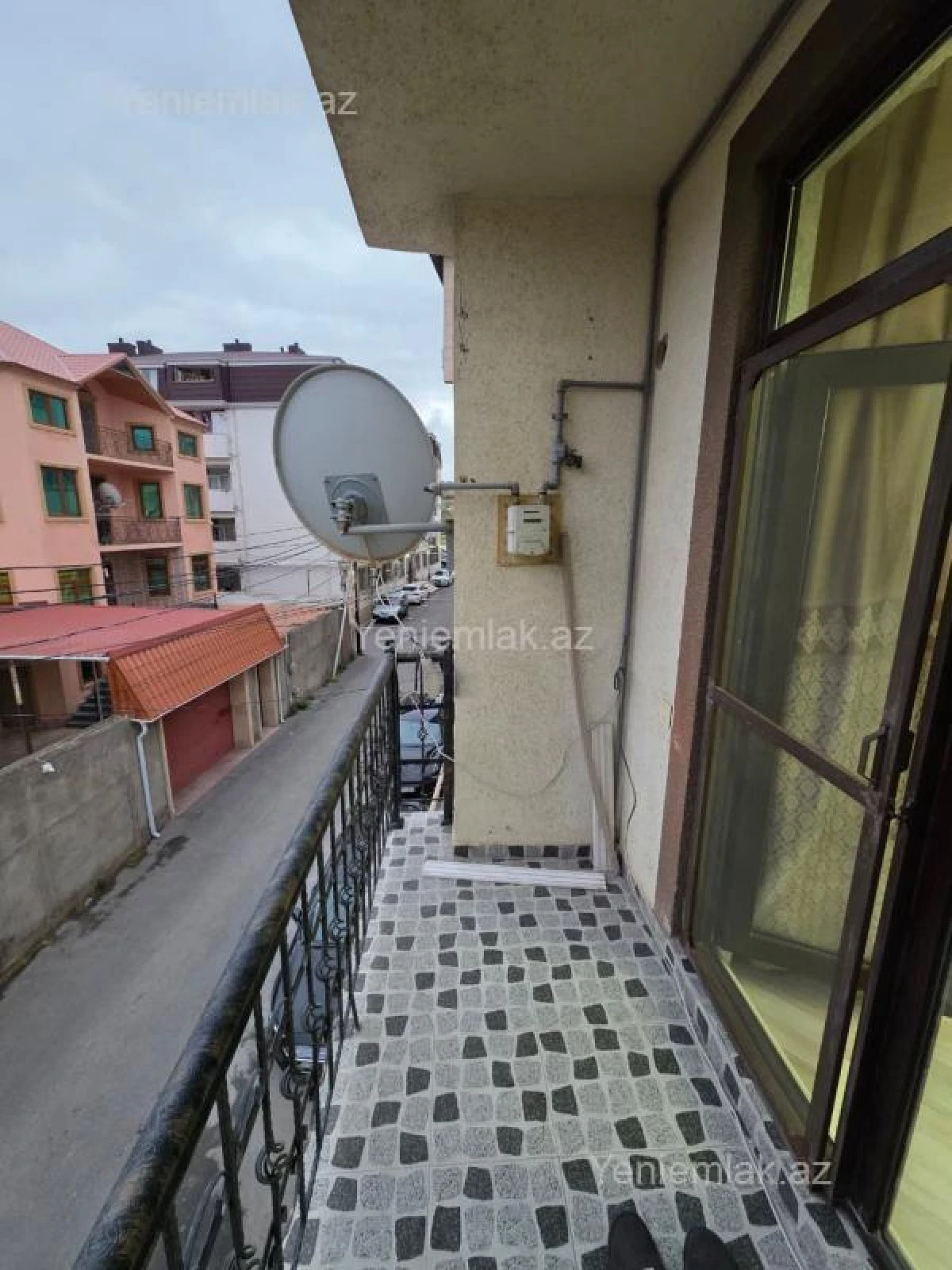 Satılır 3 otaqlı yeni tikili 80 m²