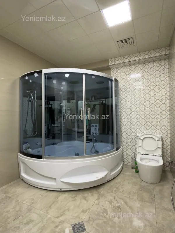 Satılır 3 otaqlı yeni tikili 157 m²