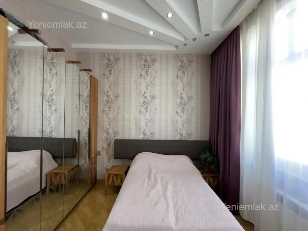 Satılır 3 otaqlı yeni tikili 157 m²