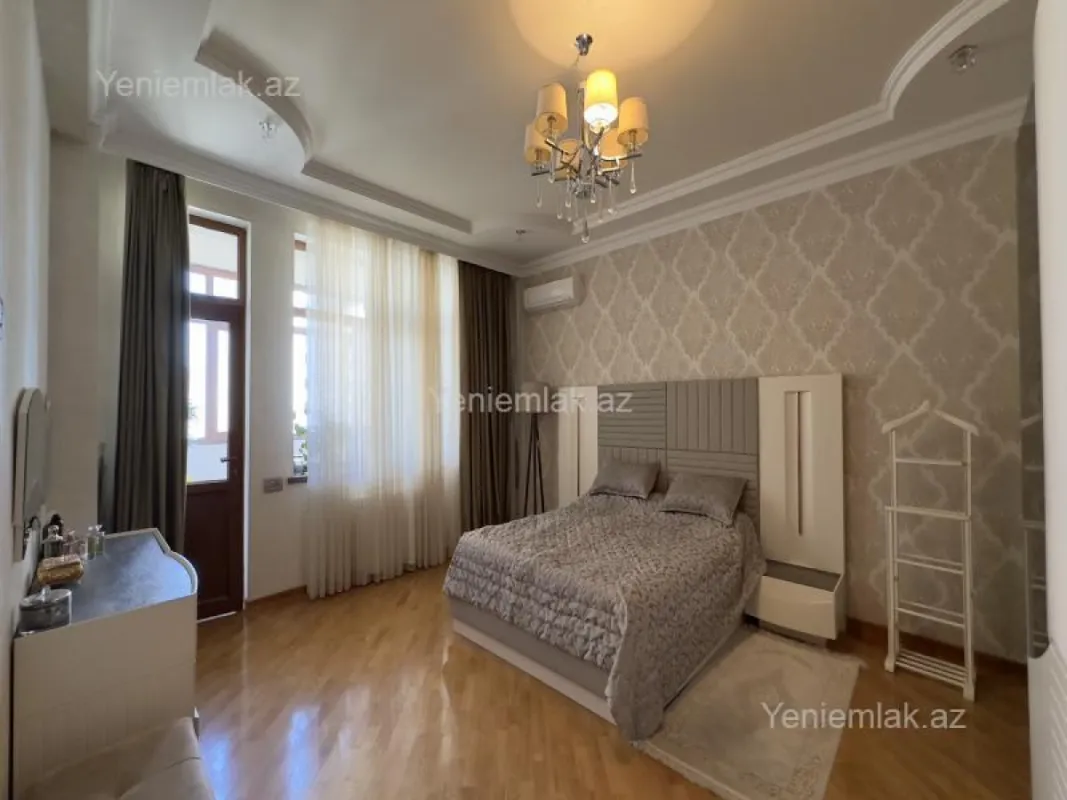 Satılır 3 otaqlı yeni tikili 157 m²