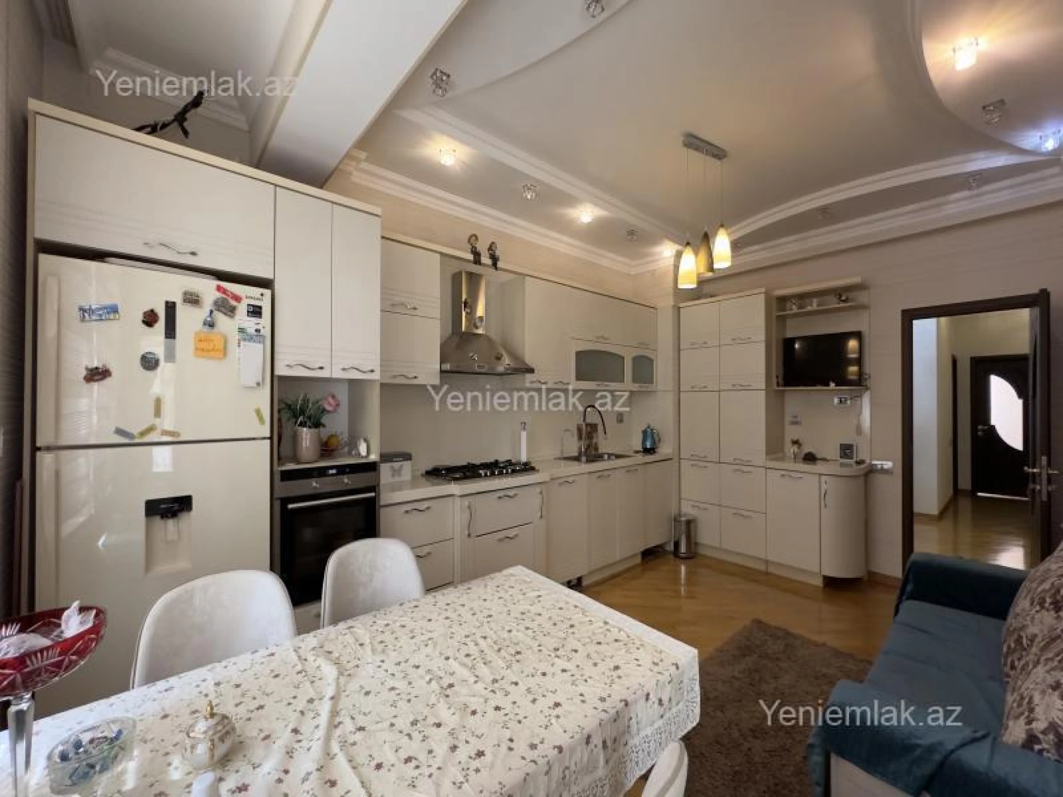 Satılır 3 otaqlı yeni tikili 157 m²