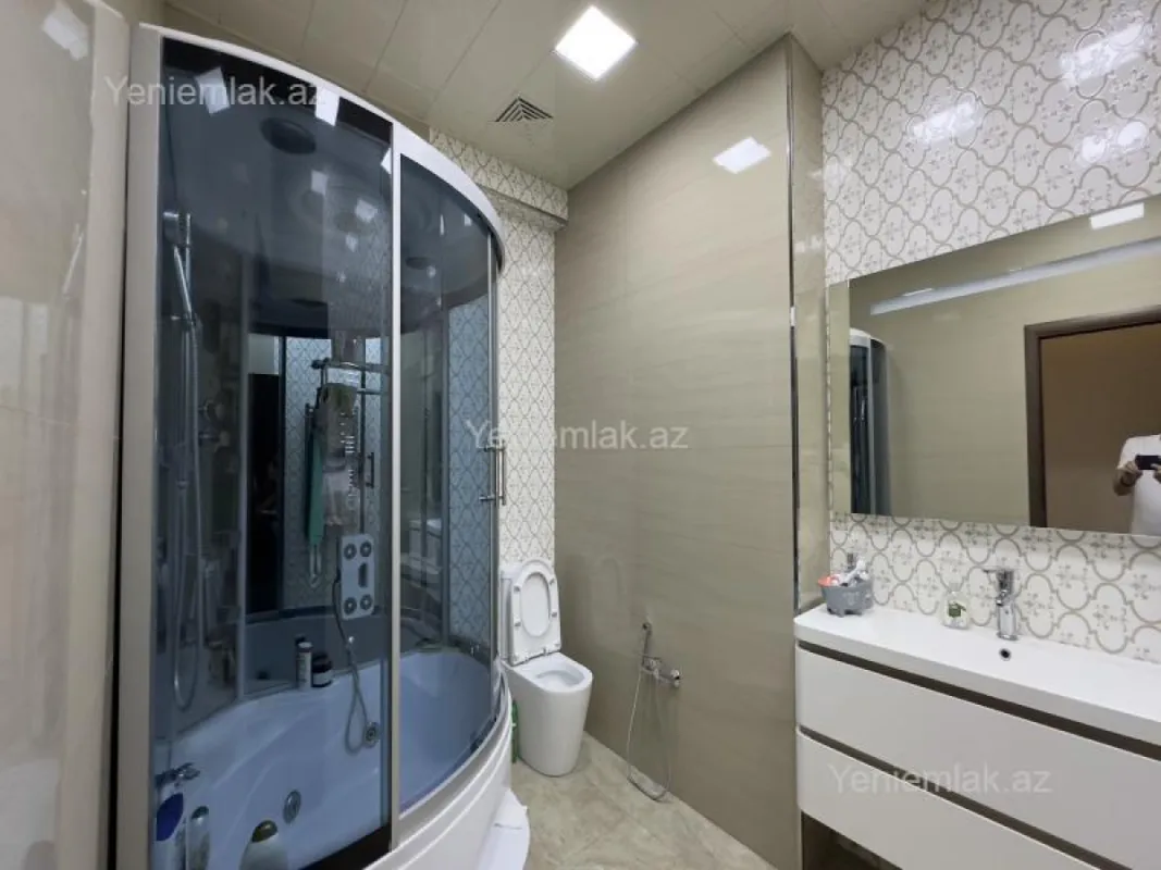 Satılır 3 otaqlı yeni tikili 157 m²