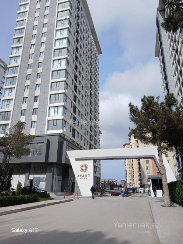 Satılır 3 otaqlı yeni tikili 80 m²