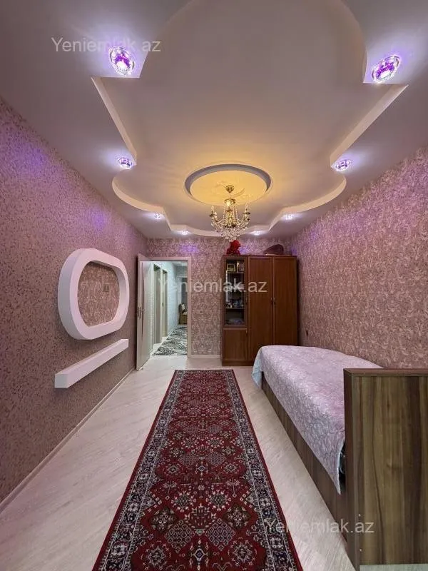 Satılır 3 otaqlı köhnə tikili 90 m²