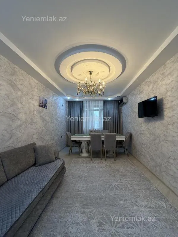 Satılır 3 otaqlı köhnə tikili 90 m²