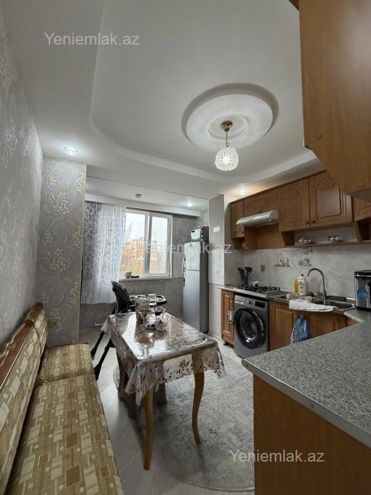 Satılır 3 otaqlı köhnə tikili 90 m²
