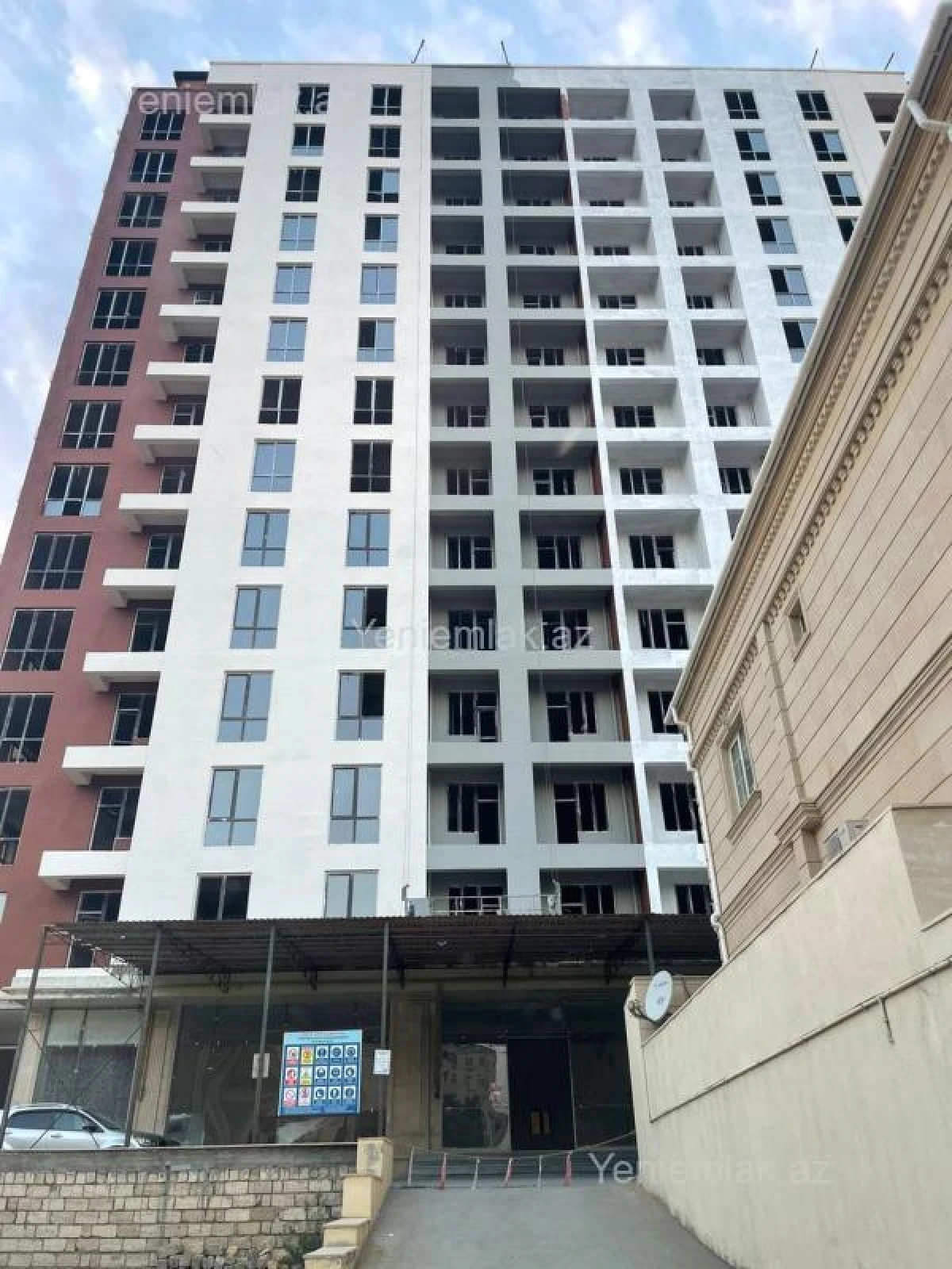 Satılır 2 otaqlı yeni tikili 90.5 m²