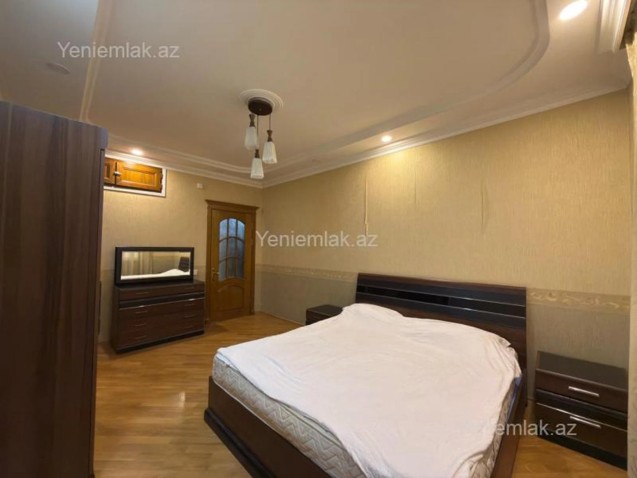 Satılır 3 otaqlı yeni tikili 148 m²