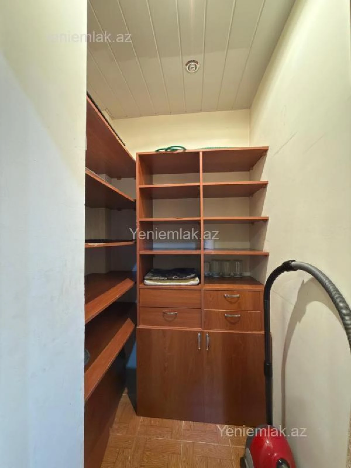 Satılır 3 otaqlı yeni tikili 148 m²