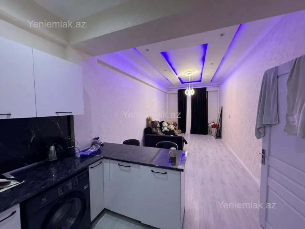 Satılır 2 otaqlı yeni tikili 76 m²