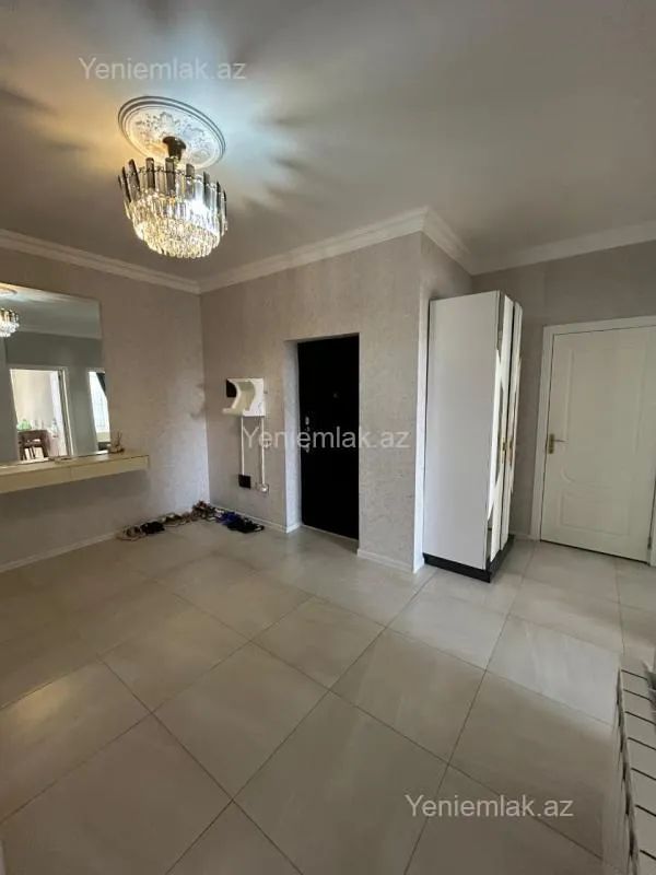 Satılır 2 otaqlı yeni tikili 78.5 m²