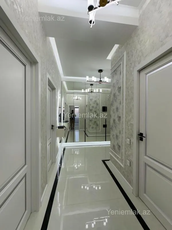 Satılır 3 otaqlı yeni tikili 87 m²