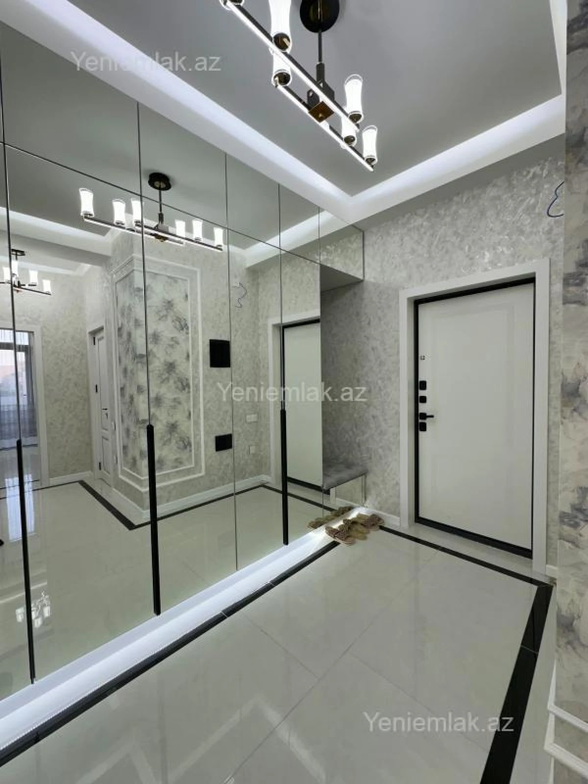 Satılır 3 otaqlı yeni tikili 87 m²