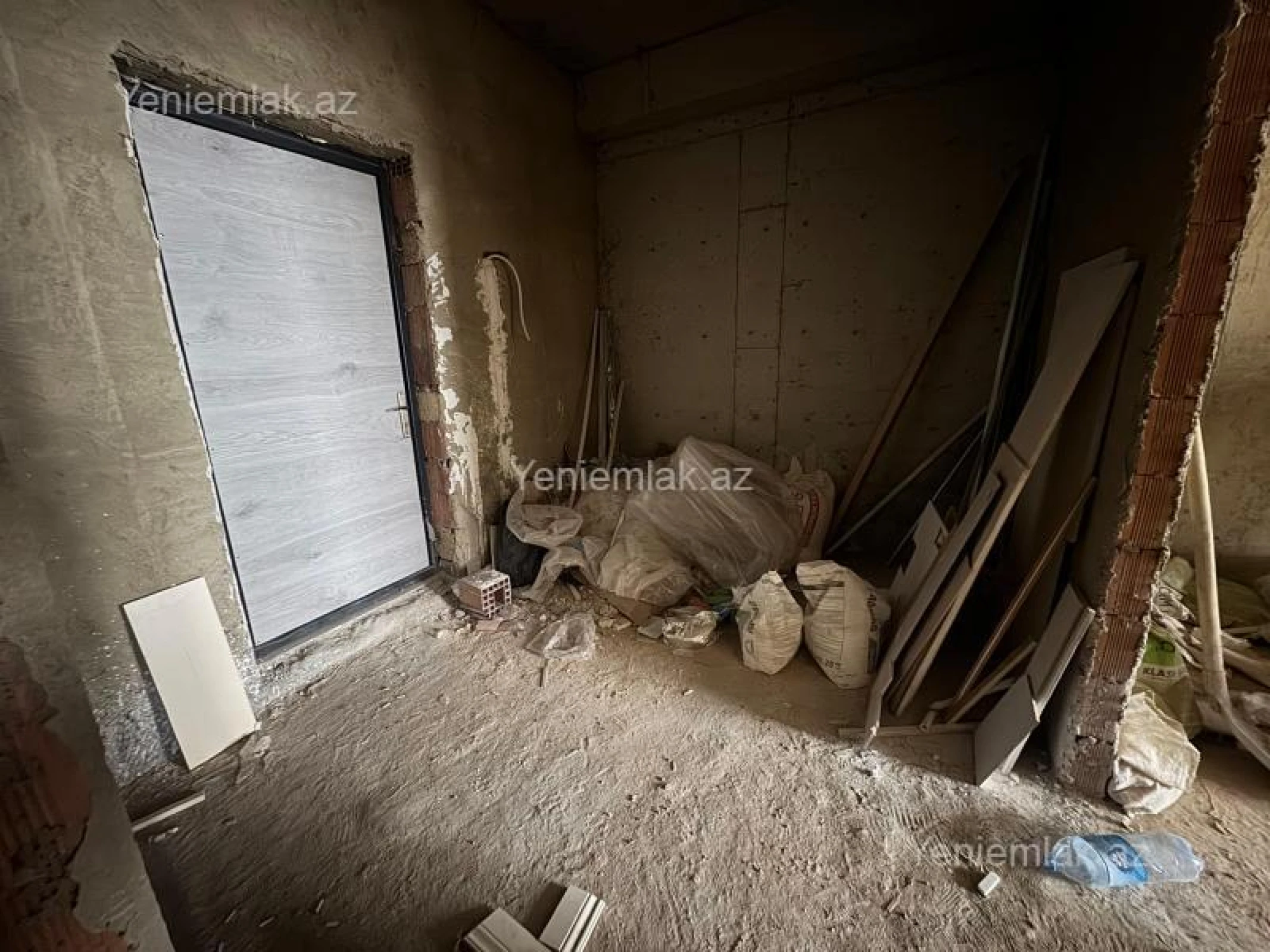 Satılır 3 otaqlı yeni tikili 120 m²