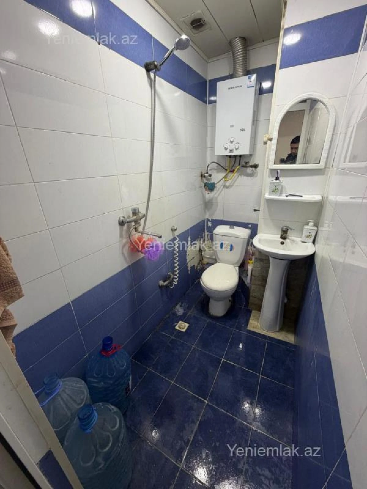 Satılır 2 otaqlı köhnə tikili 43 m²