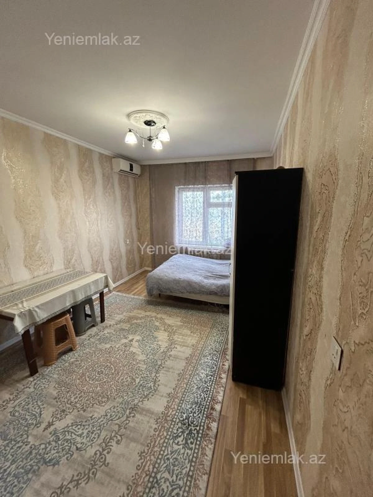 Satılır 2 otaqlı köhnə tikili 43 m²