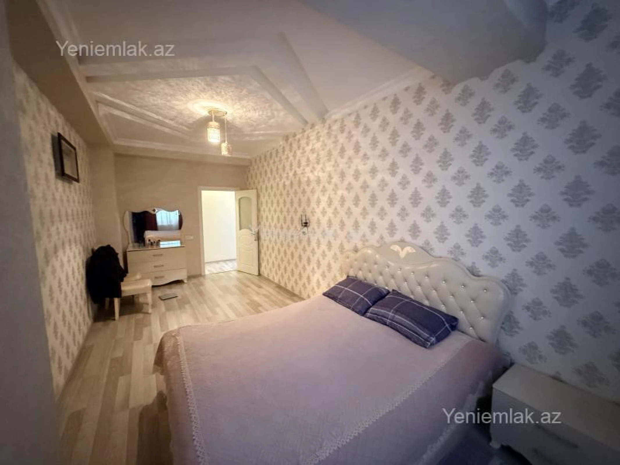 Satılır 2 otaqlı yeni tikili 98 m²