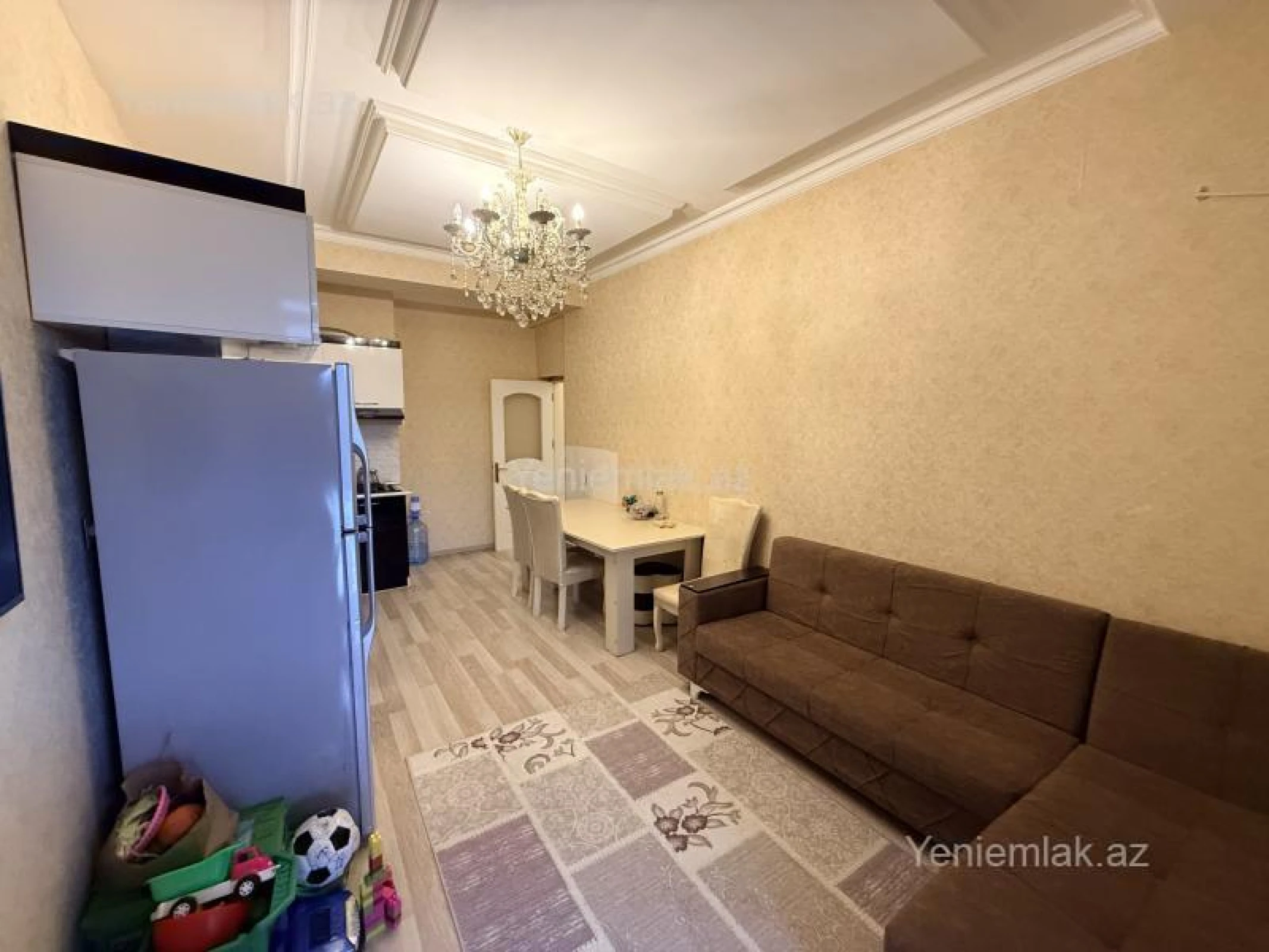 Satılır 2 otaqlı yeni tikili 98 m²