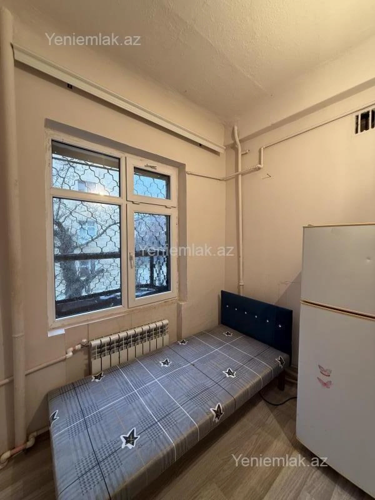 Satılır 1 otaqlı köhnə tikili 42 m²