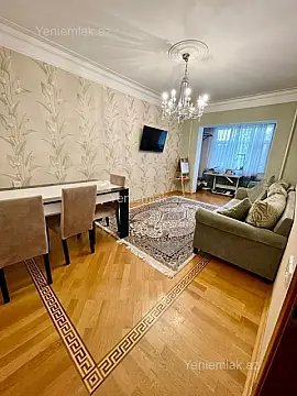 Satılır 3 otaqlı köhnə tikili 90 m²