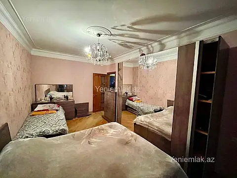 Satılır 3 otaqlı köhnə tikili 90 m²