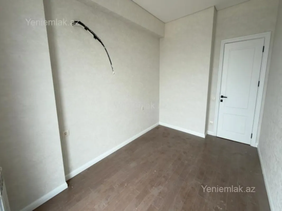 Satılır 3 otaqlı yeni tikili 73 m²