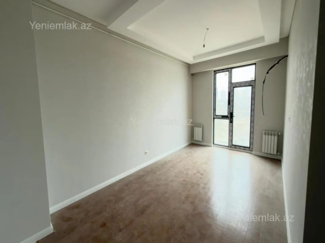 Satılır 3 otaqlı yeni tikili 73 m²