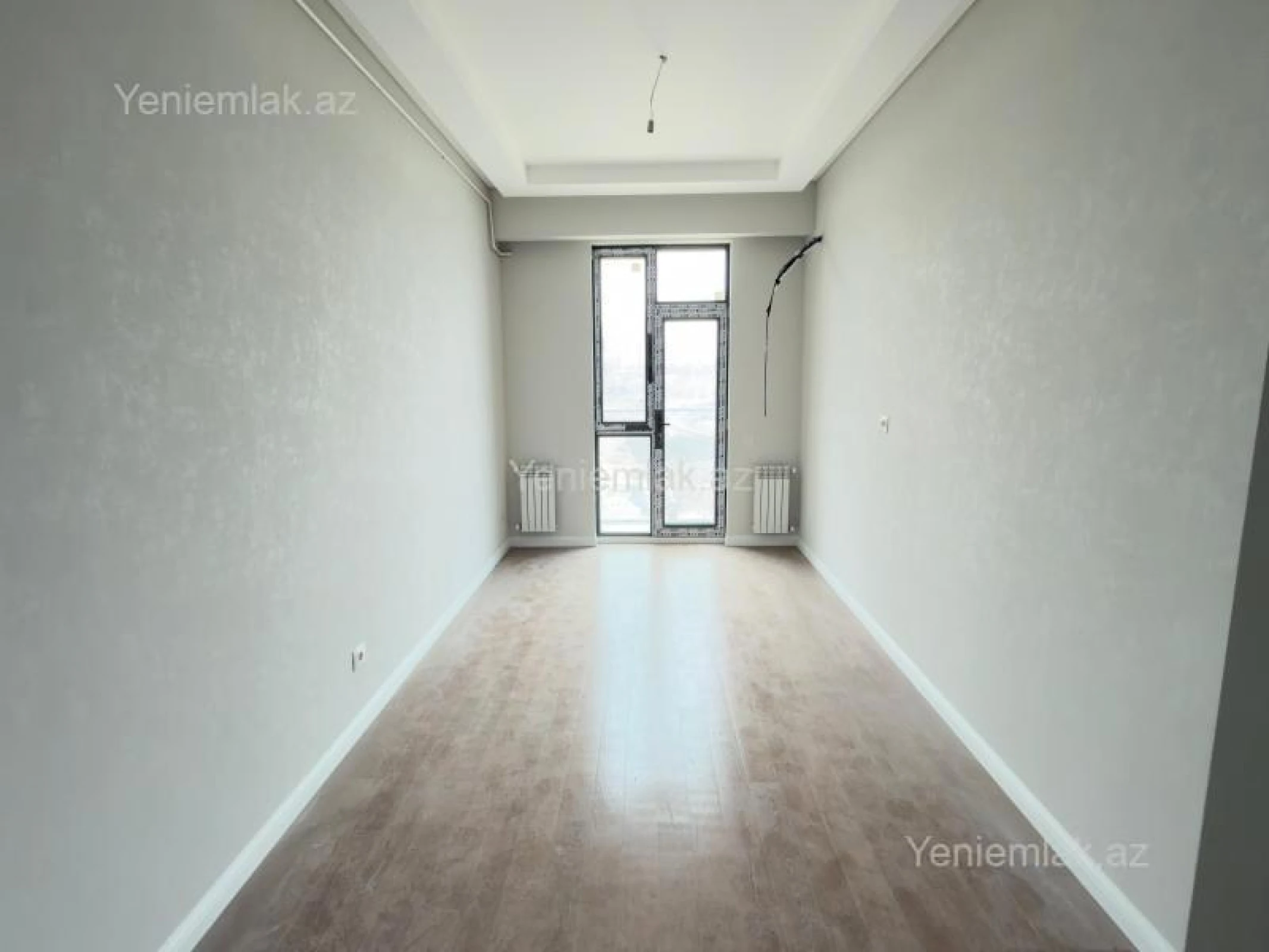 Satılır 3 otaqlı yeni tikili 73 m²
