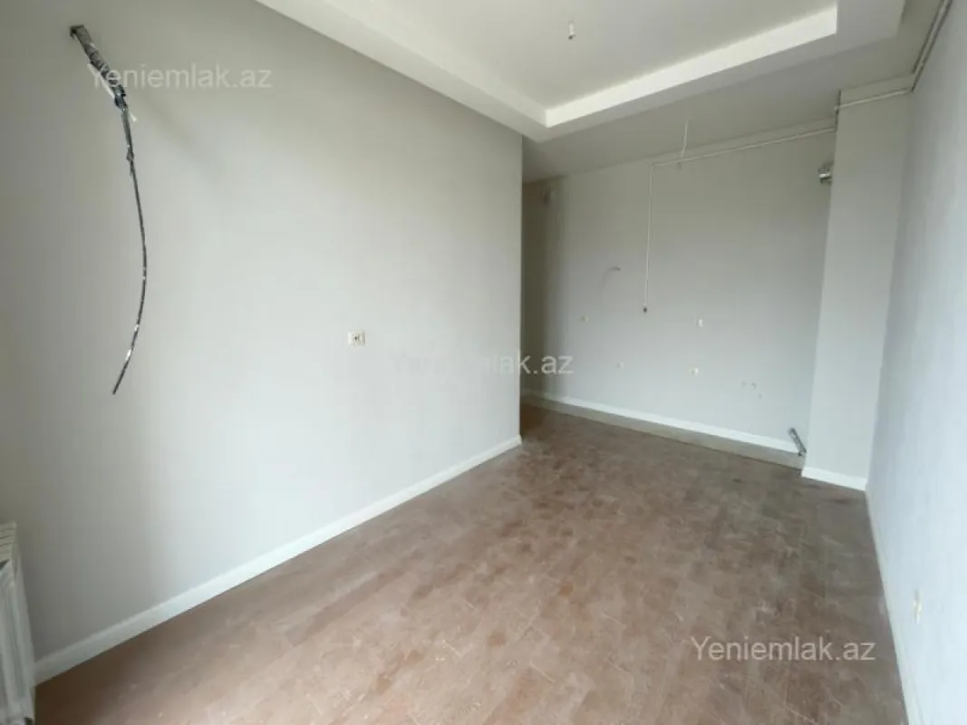 Satılır 3 otaqlı yeni tikili 73 m²