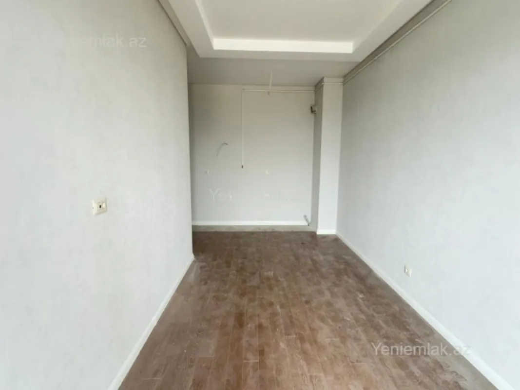 Satılır 3 otaqlı yeni tikili 73 m²