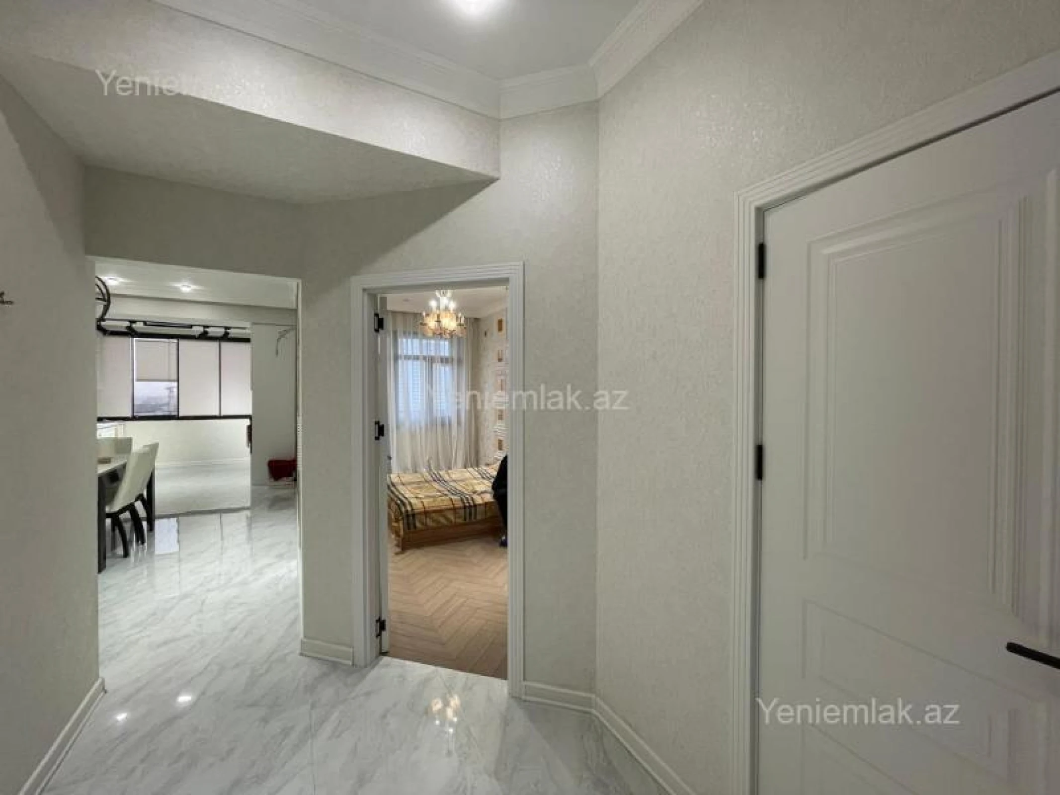 Satılır 3 otaqlı yeni tikili 65 m²