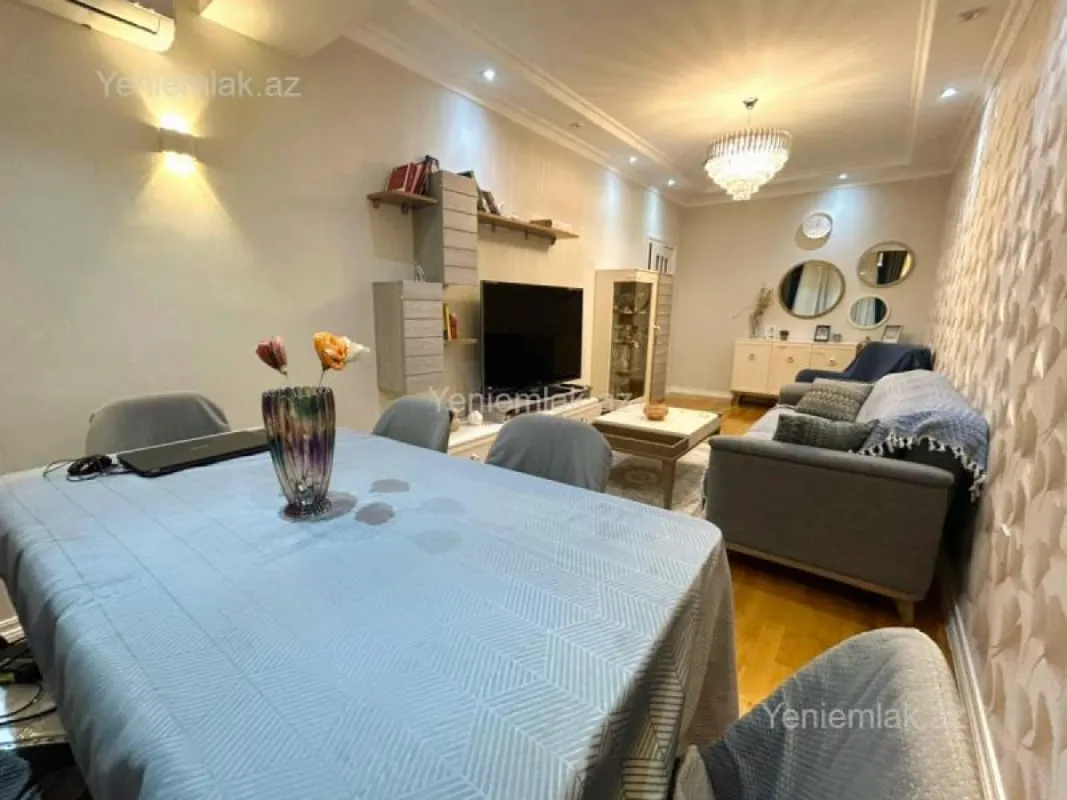Satılır 3 otaqlı yeni tikili 80 m²