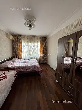 Satılır 3 otaqlı köhnə tikili 85 m² — Bakı, Nizami 3 otaq 85.00 m²