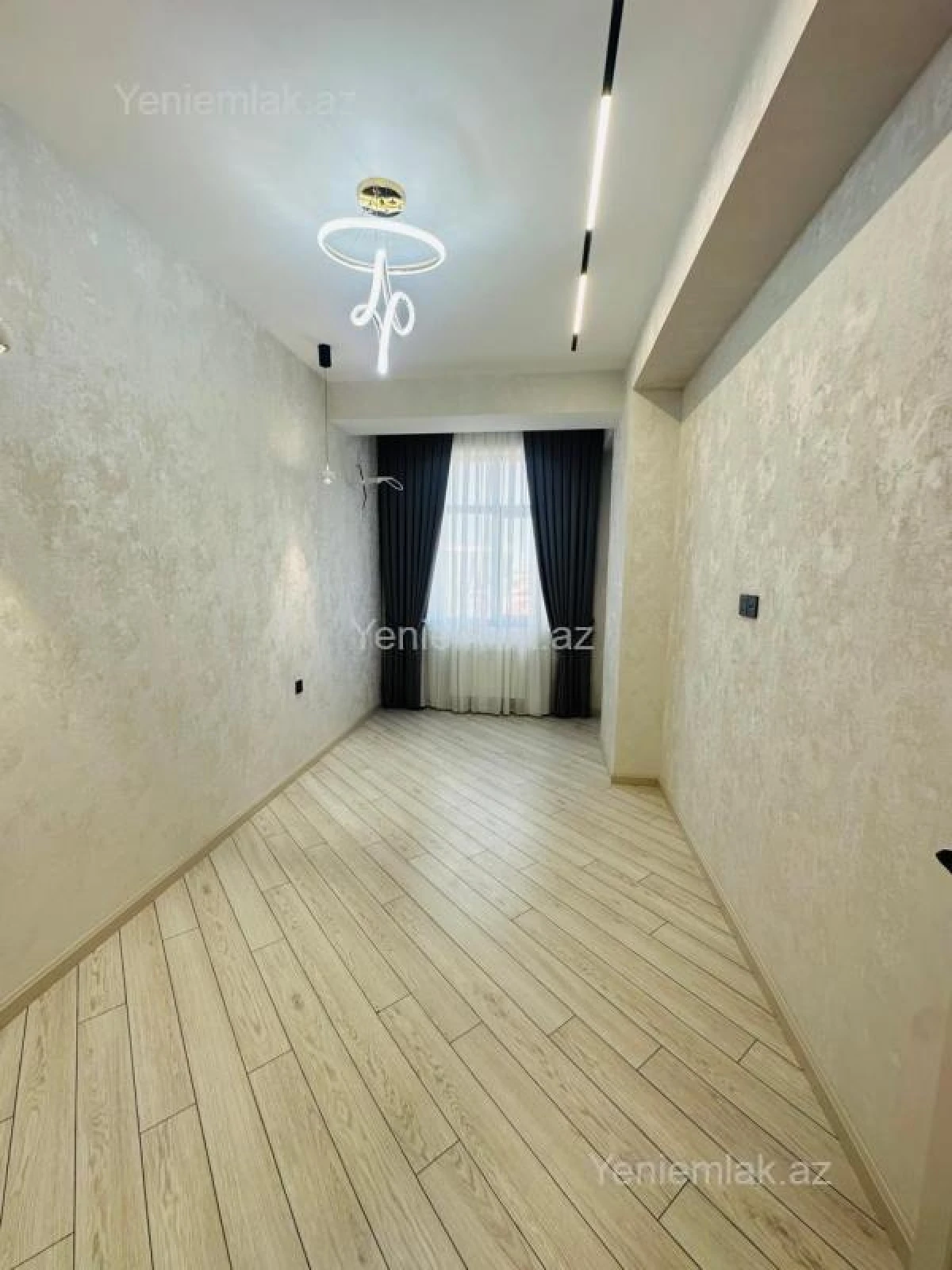 Satılır 2 otaqlı yeni tikili 77 m²