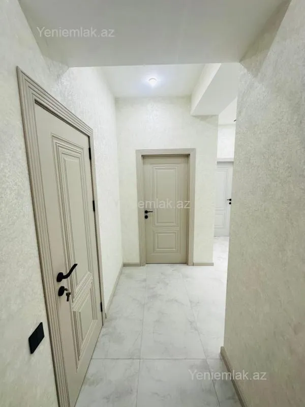 Satılır 2 otaqlı yeni tikili 77 m²