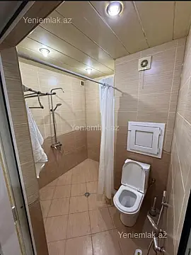 Satılır 4 otaqlı köhnə tikili 105 m²