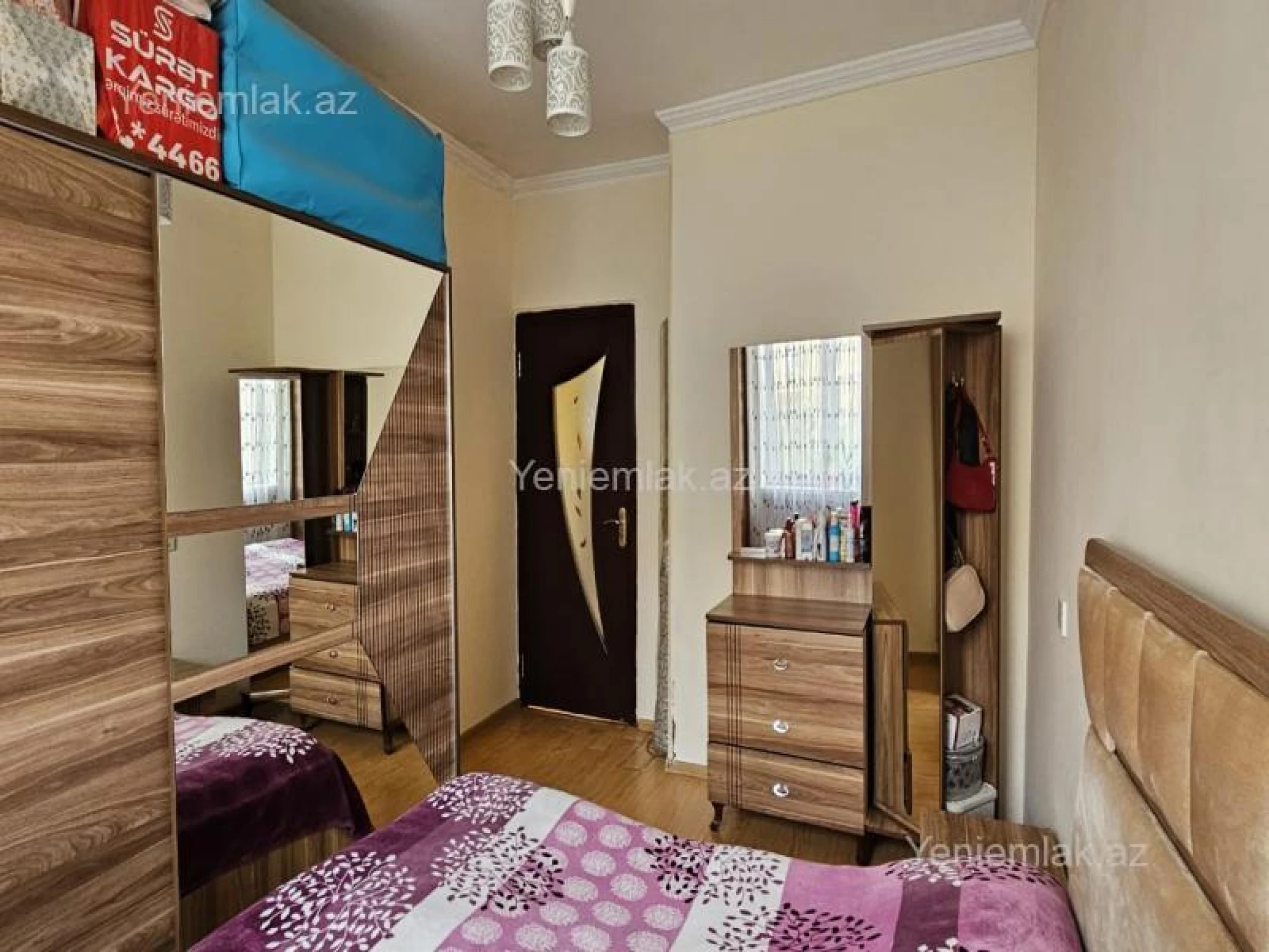 Satılır 2 otaqlı köhnə tikili 65 m²