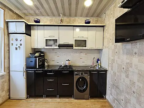 Satılır 2 otaqlı köhnə tikili 65 m²