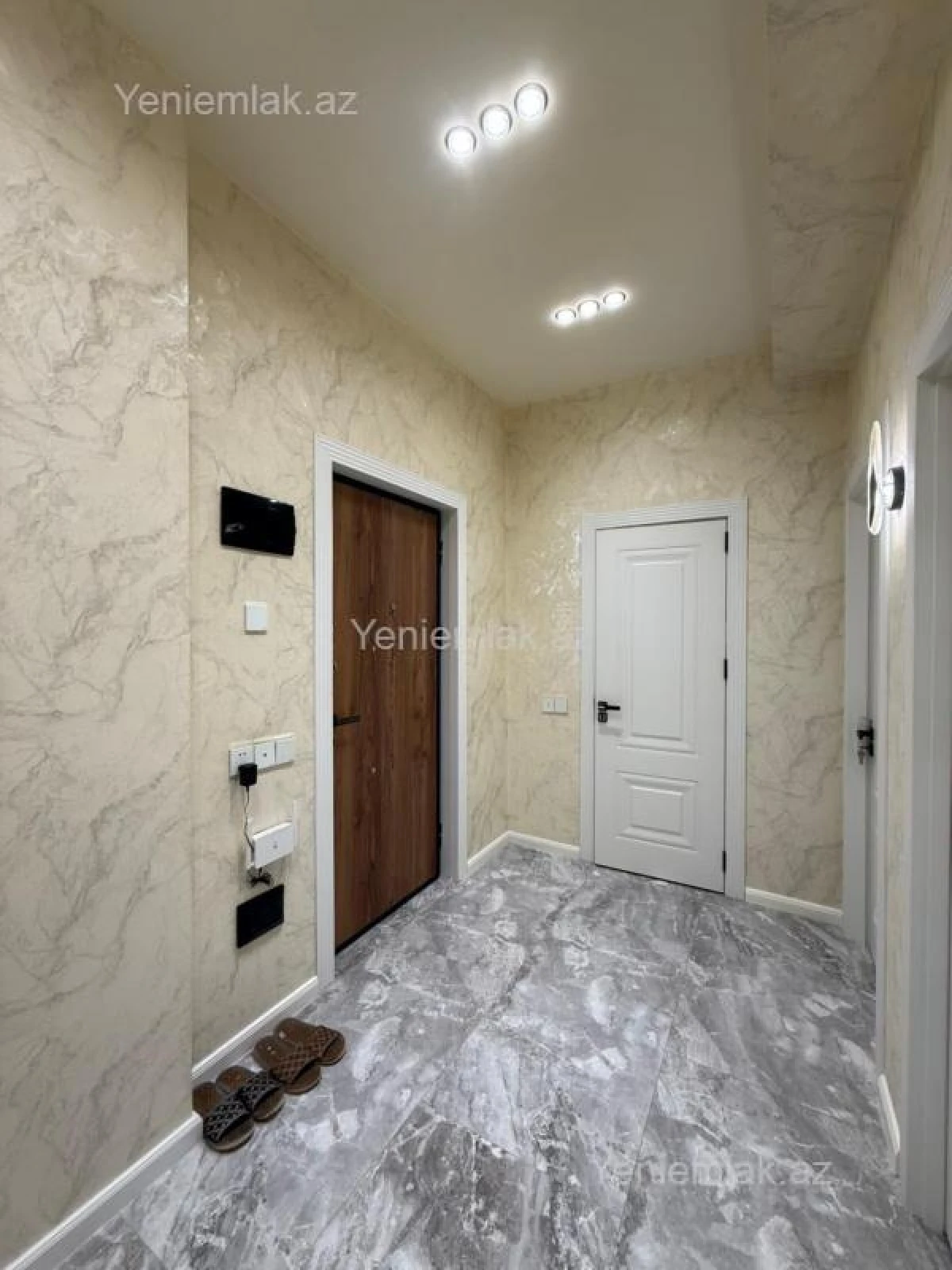 Satılır 2 otaqlı yeni tikili 55 m²