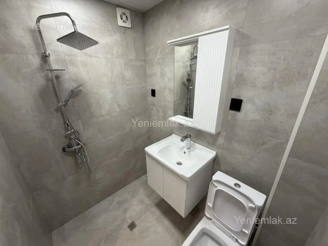 Satılır 1 otaqlı köhnə tikili 35 m²
