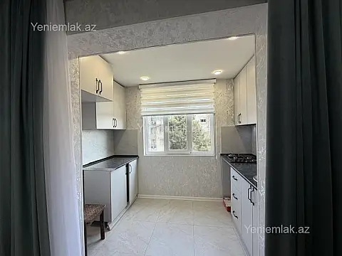 Satılır 1 otaqlı köhnə tikili 35 m²