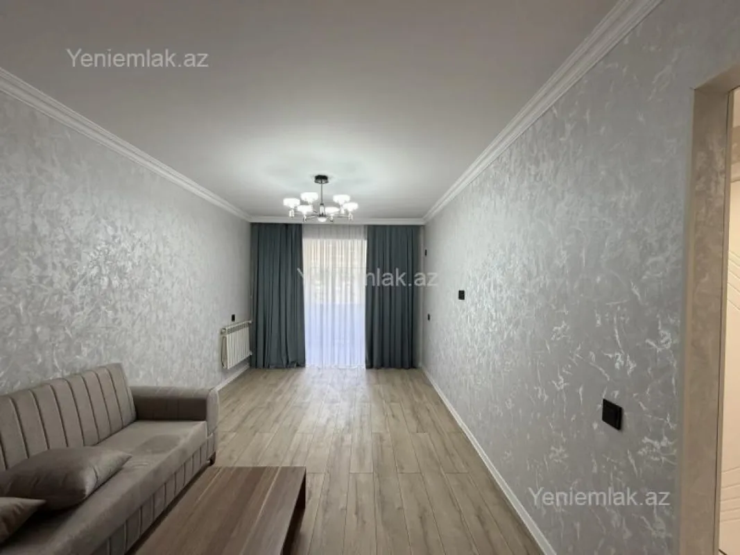 Satılır 1 otaqlı köhnə tikili 35 m²