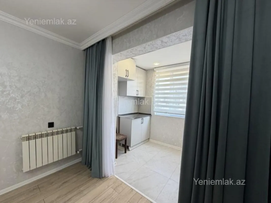 Satılır 1 otaqlı köhnə tikili 35 m²